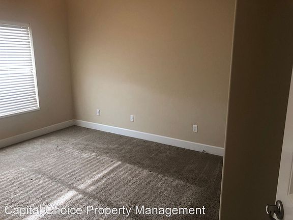 4th image of 1027 W 1033 N APT 307