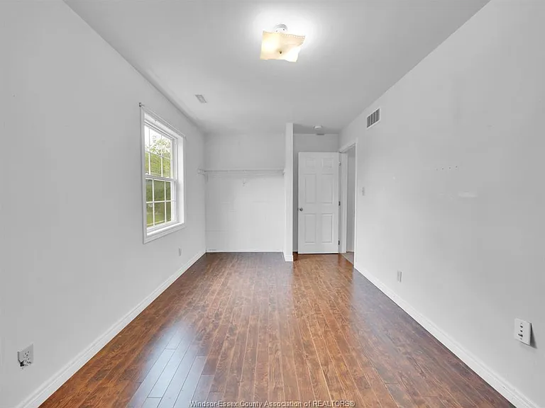 2929 Donnelly St — Photo 17