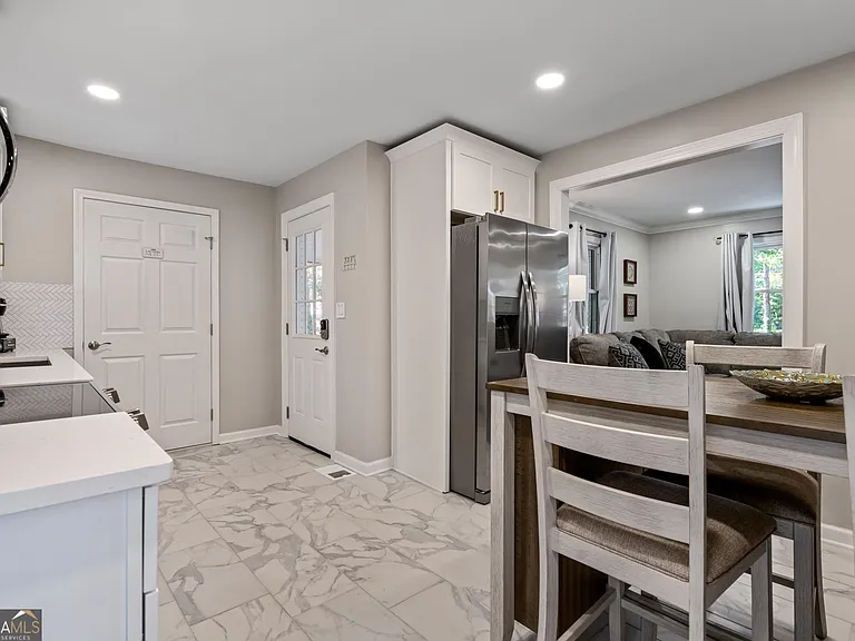 6 Oriole Dr — Photo 13