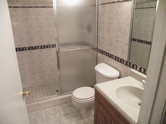 4th image of 1291 Green Pine Blvd