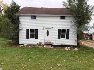 1601 Taft Rd, Remus, MI 49340