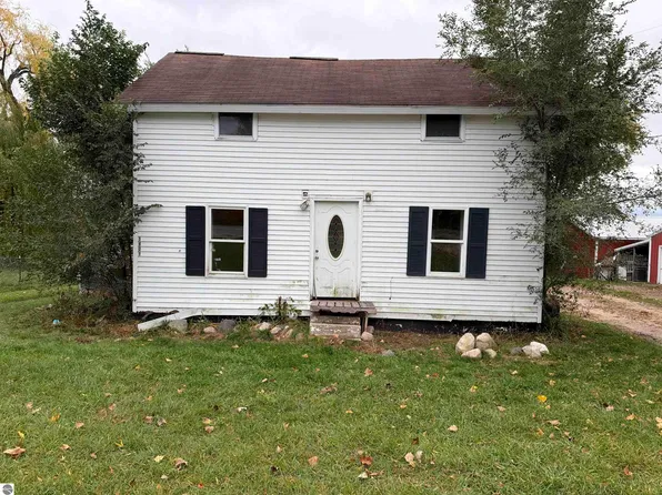 1601 Taft Rd, Remus, MI 49340