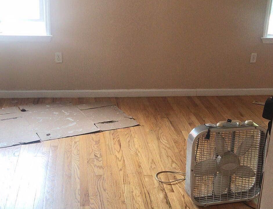 2nd image of 162 South St APT 1