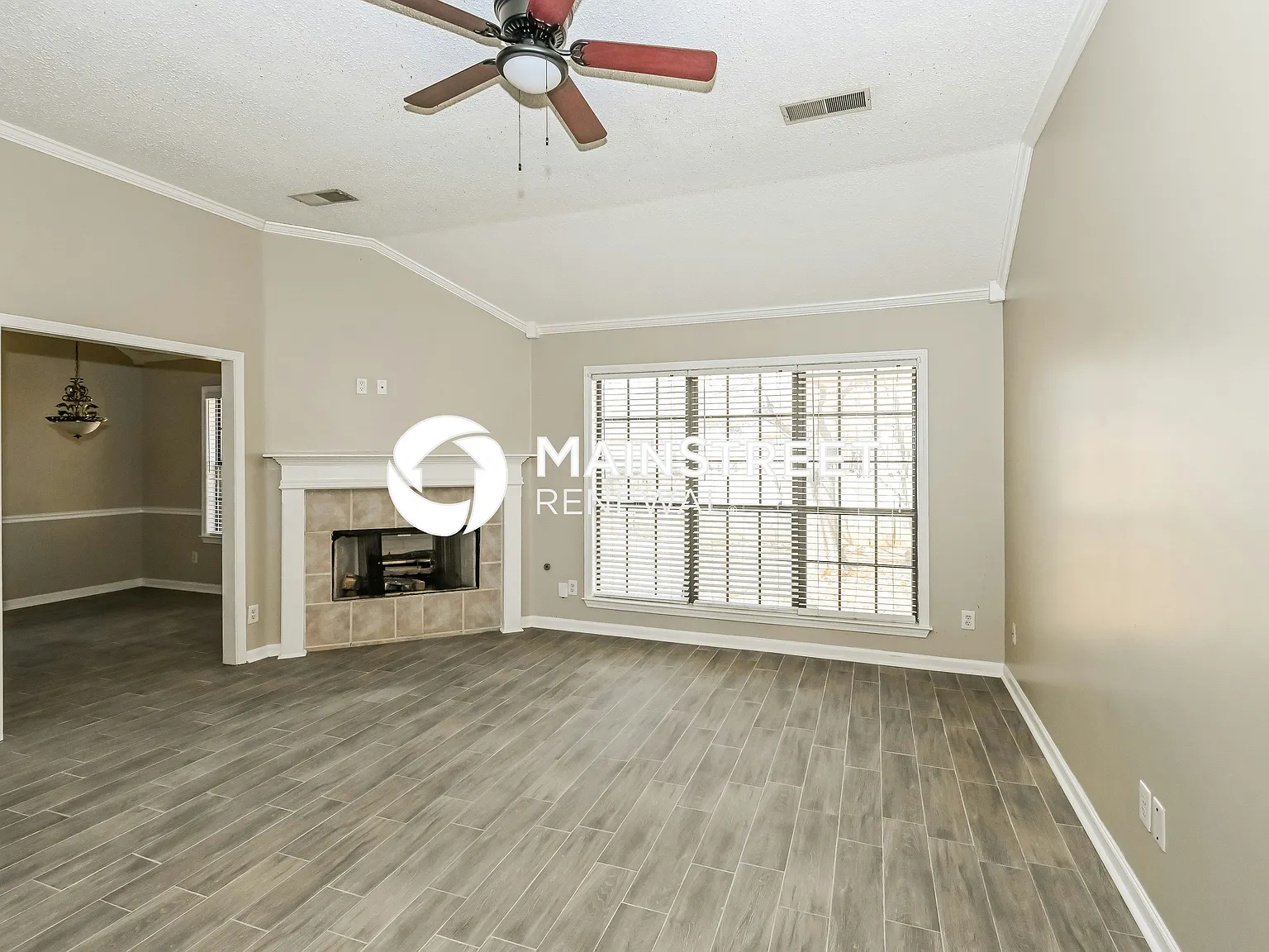7764 Shadow Glen Ln — Photo 4