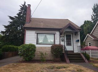 3252 42nd Ave SW, Seattle, WA 98116