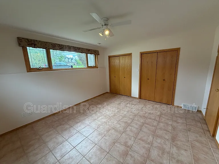 2196 Falconcrest Dr — Photo 31