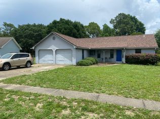 113 Walker Cir E, Crestview, FL 32539