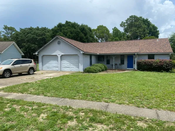 113 Walker Cir E, Crestview, FL 32539