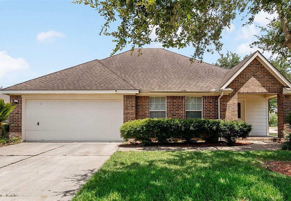 1st image of 3419 Cypress Village Dr