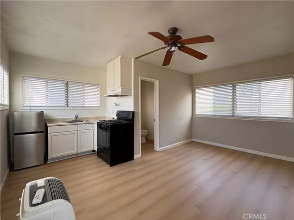 149 Bay Shore Ave #1R, Long Beach, CA 90803