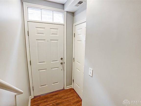 4th image of 225 Brickstone Ct