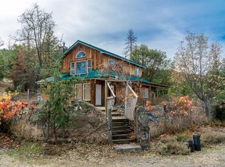 6961 Griffin Ln, Jacksonville, OR 97530