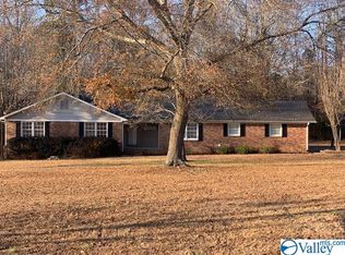 411 Byrd Rd SE, Hartselle, AL 35640