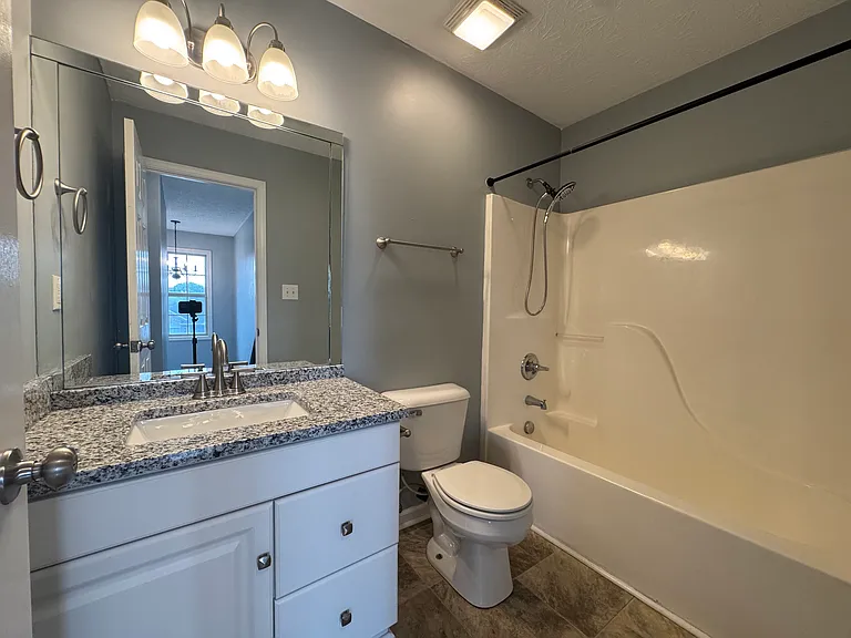 111 Warren Pass — Photo 22