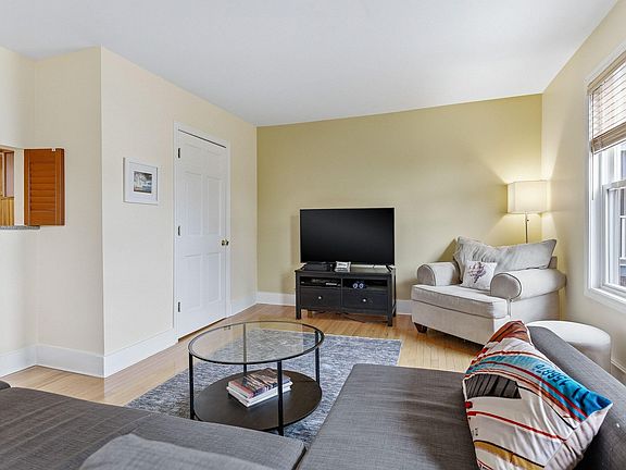 4th image of 60 Pine Hill Road S #318