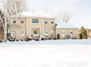 3300 Glen Abbey Ter, Phoenix, NY 13135