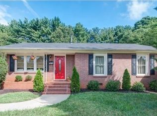1601 Starbrook Dr, Charlotte, NC 28210