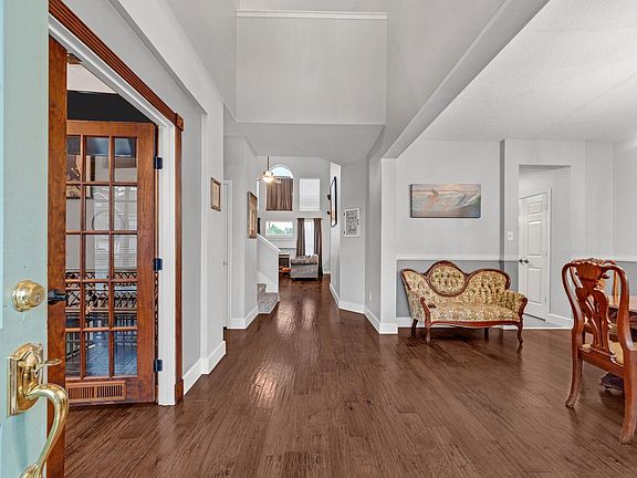 3rd image of 20806 Deauville Dr W