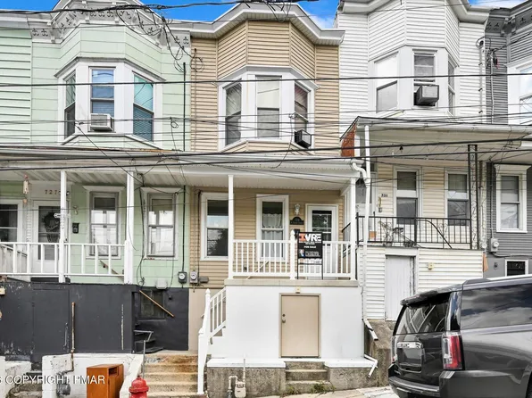 729 N 2nd St, Pottsville, PA 17901