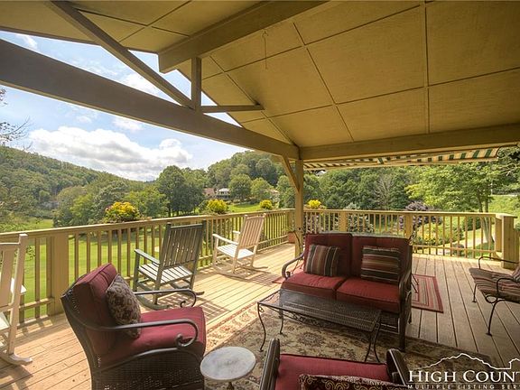 5th image of 722 Azalea Dr