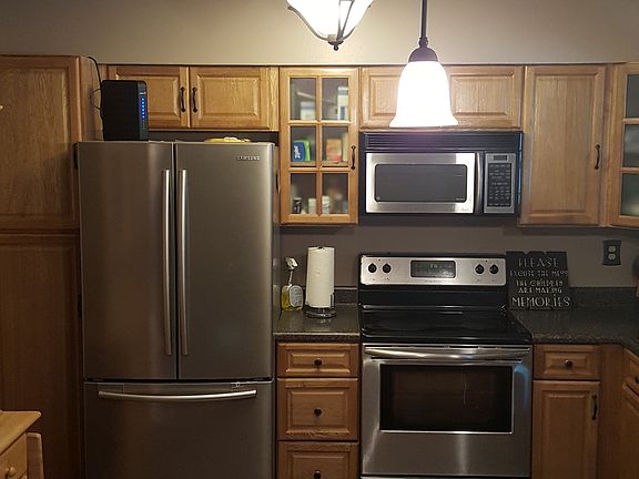 5th image of 102 Beth Ln