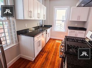 21A Kelly Rd #1, Cambridge, MA 02139