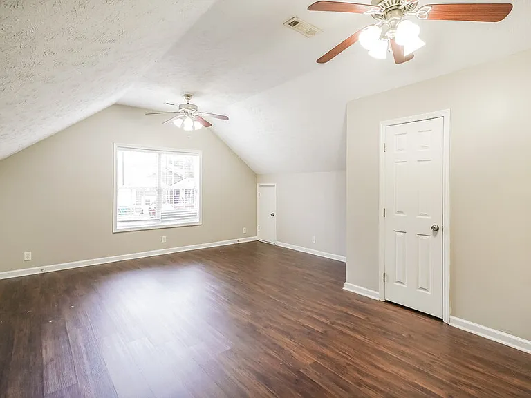 208 Painter Dr — Photo 13
