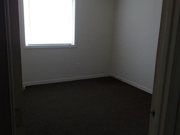 3rd image of 1703 Lamb Ave