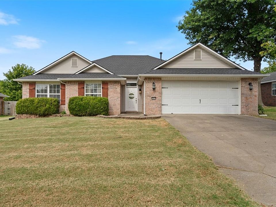 1st image of 3033 N Rutile Dr