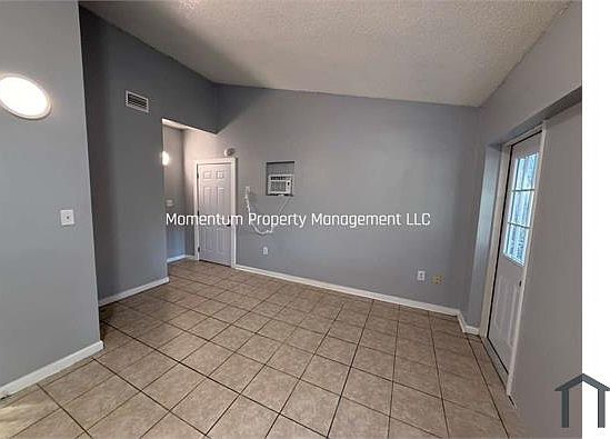 5th image of 1919 E Mulberry Dr APT B