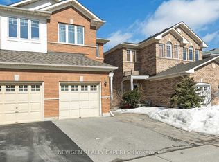 20 Rochefort Dr, Toronto, ON M3C3Z3
