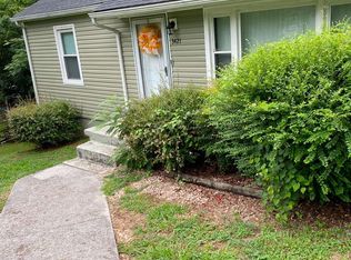 3421 Skyline Dr, Knoxville, TN 37914