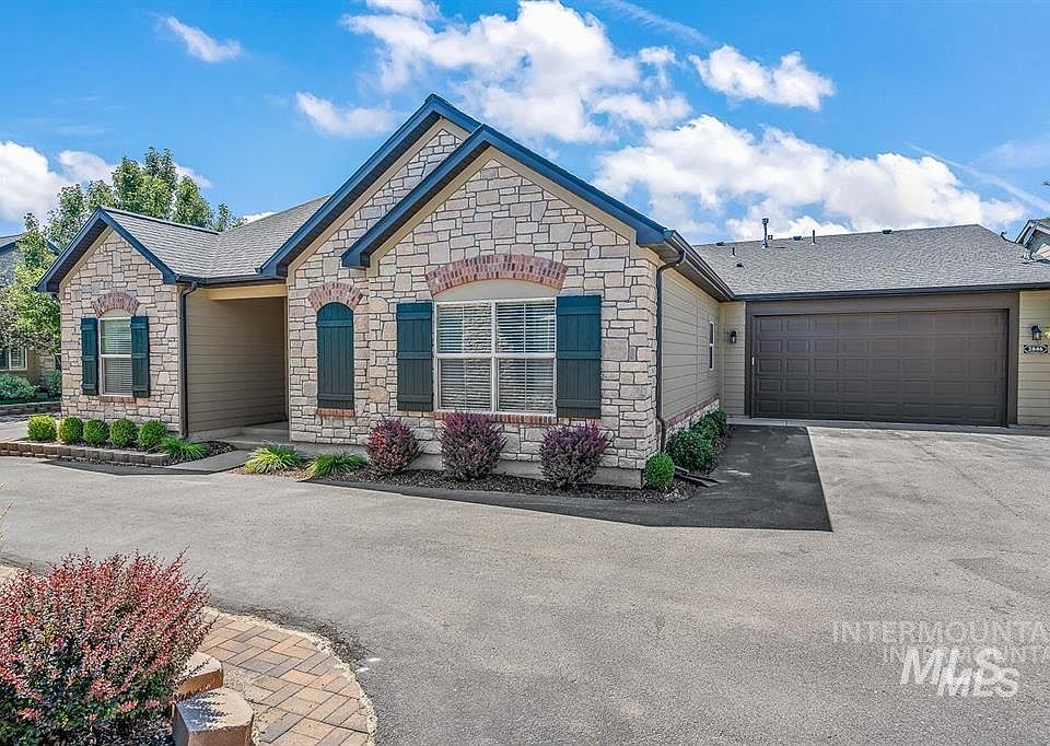 1st image of 2846 N Cloverdale Rd #144
