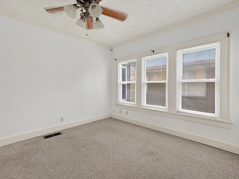 2601 S University Dr — Photo 42