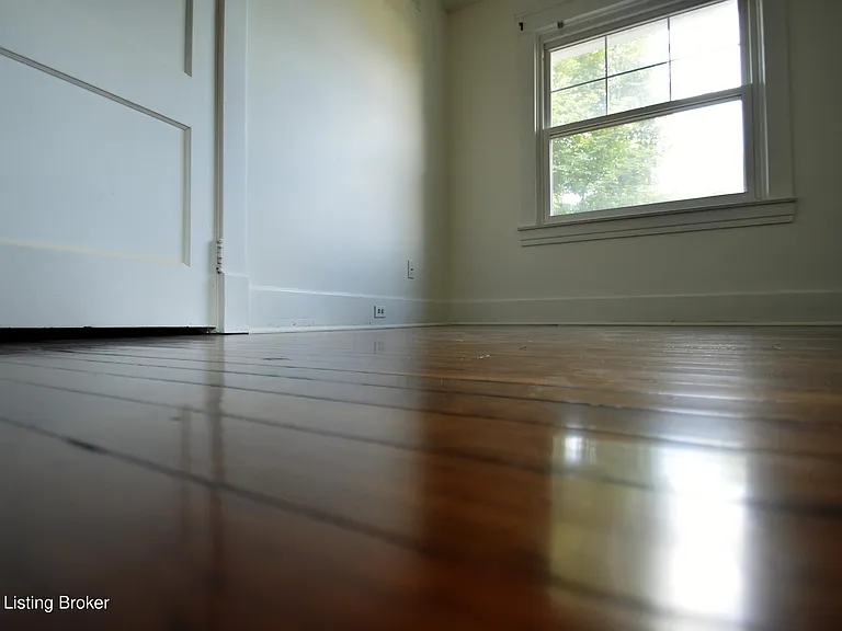 2102 Murray Ave — Photo 13