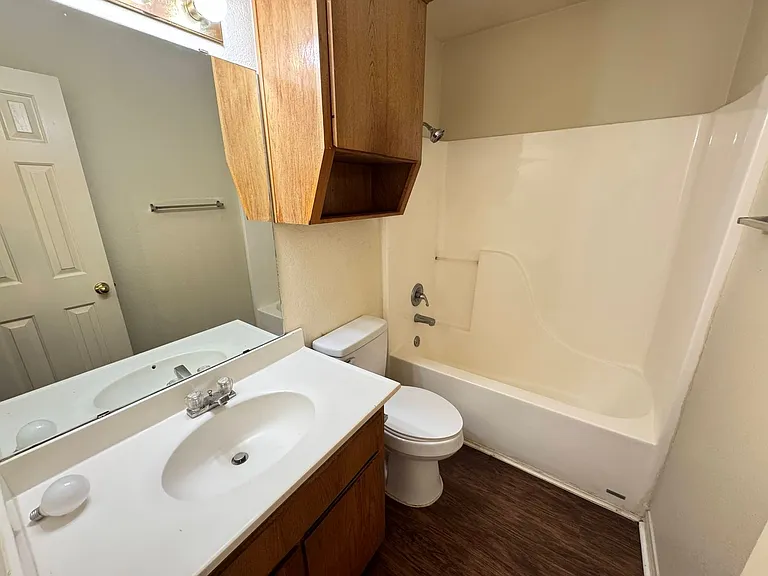 1101 Circle M — Photo 12