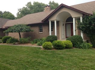 412 Hickory Rd, Lawrenceburg, IN 47025