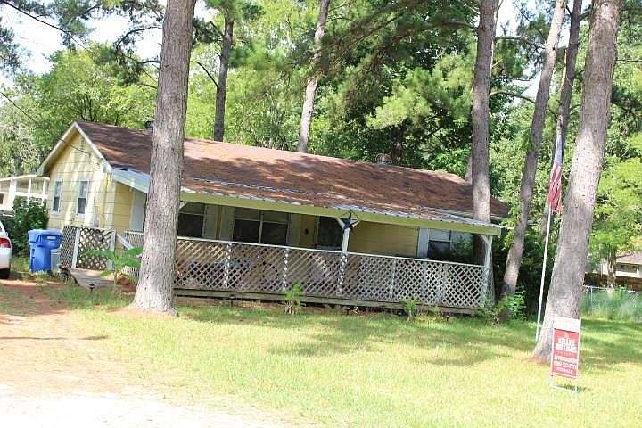 1st image of 435 Davenport Dr