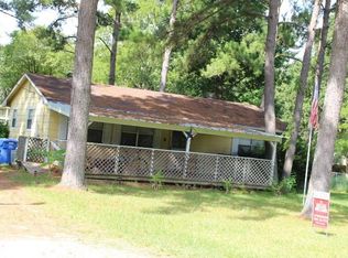 435 Davenport Dr, Livingston, TX 77351