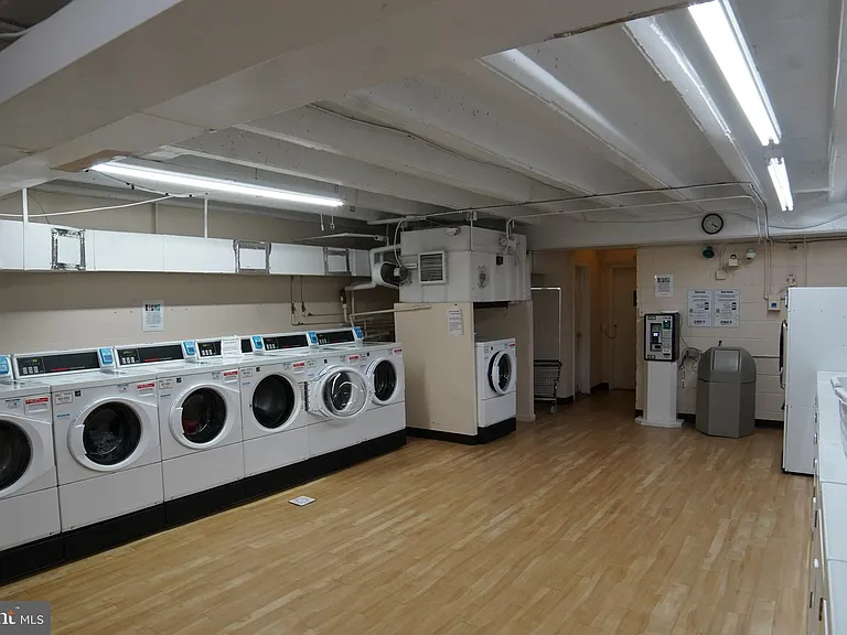 1425 4th St SW #A501 — Photo 19