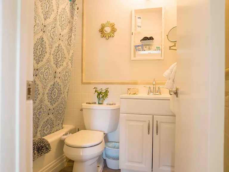 145 Cedar Way #4 — Photo 21