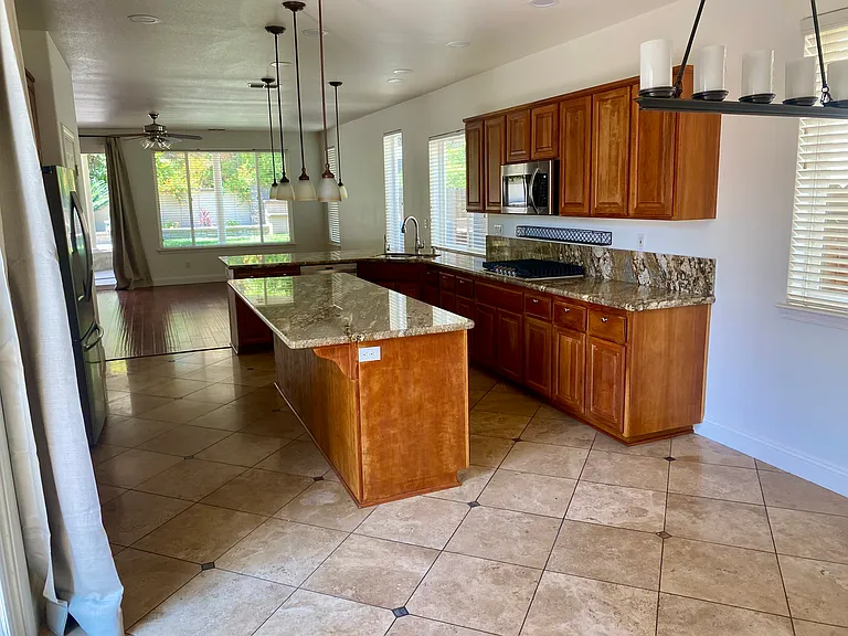 3073 Mammoth Way — Photo 18