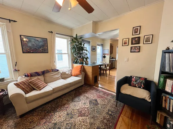 14A Hancock St #A, Somerville, MA 02144