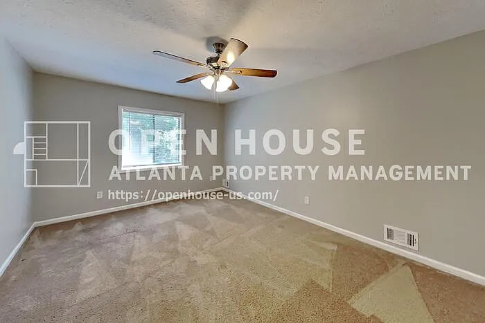 904 Branford Ln NW — Photo 14