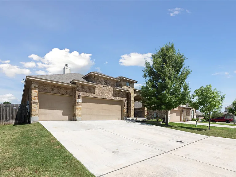 1614 Sun Canyon Blvd — Photo 11