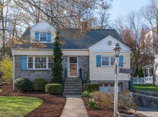 26 Dogwood Drive, Scarsdale, NY 10583