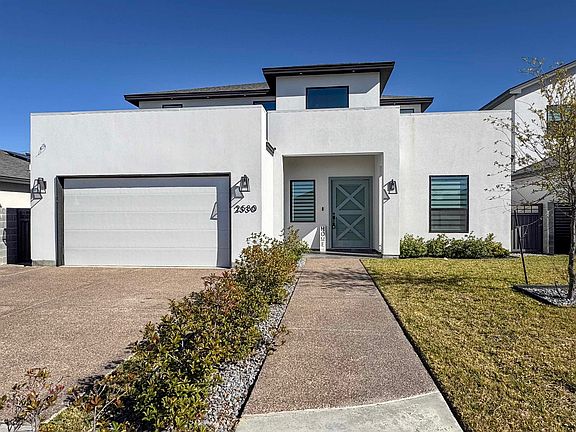 2nd image of 2530 Lucia Ct