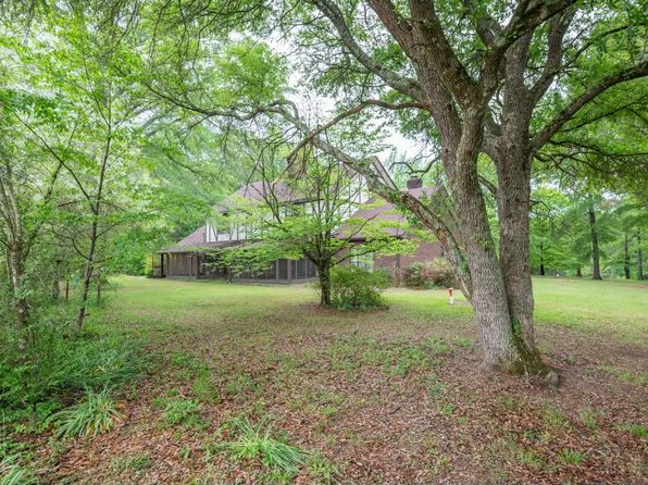 1900 Neilson Rd, Steens, MS 39766