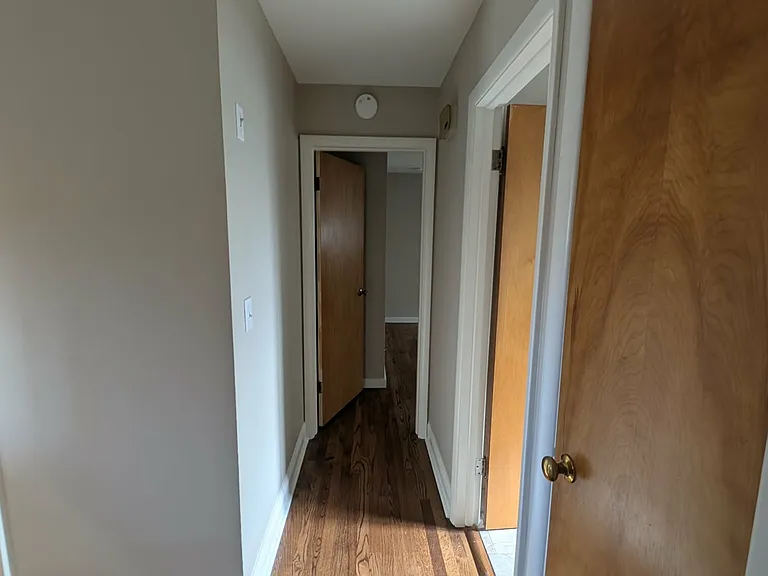 2907 W Princeton Ave — Photo 8