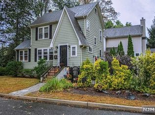 255 Park Ave, Midland Park, NJ 07432